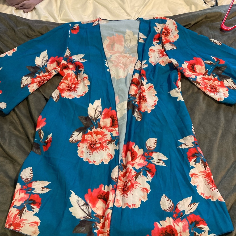 Women’s Shall Size M